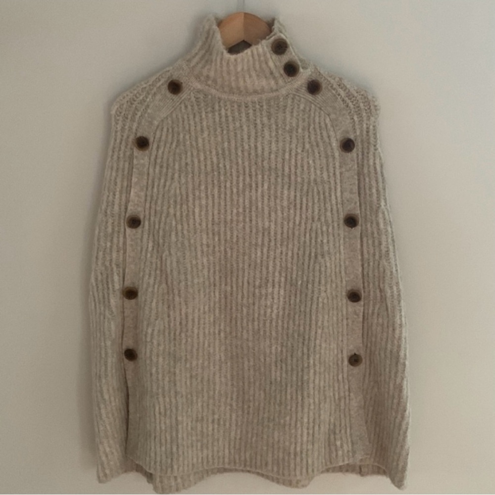 J. Crew Convertible Chunky Knit Side Button Poncho Sweater Cape H3638